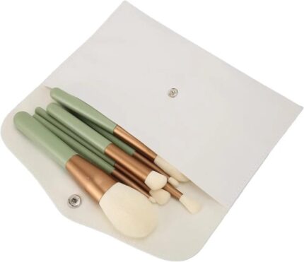 7 Pcs Makeup Brush Set with Pouch – Beauty Tools | soft bristles